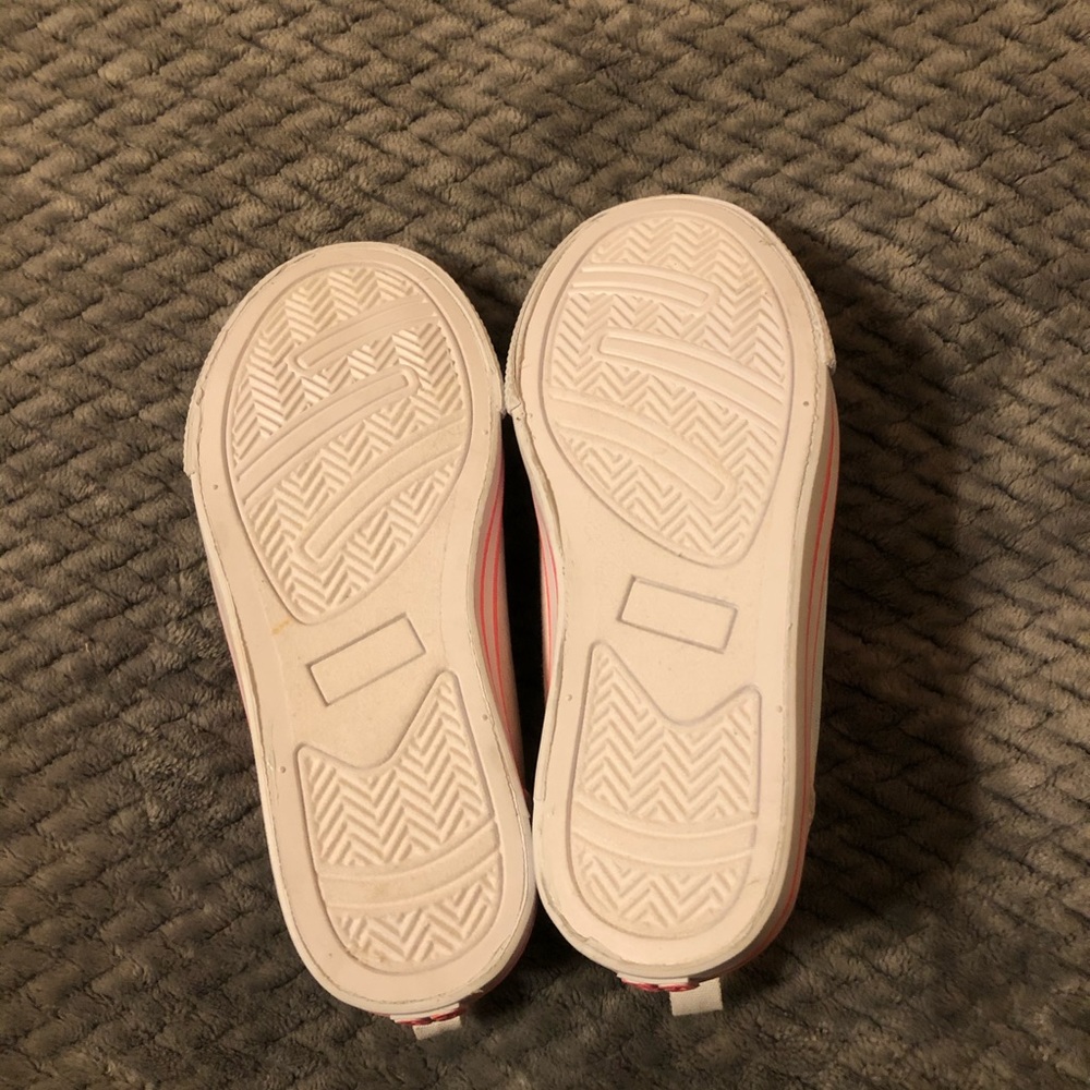 4/$10 NWOT Little Girls Rainbow Canvas Sneakers,MR - Picture 3 of 7